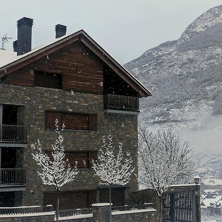 Pleta Del Mon Atico Apartment Benasque Exterior foto